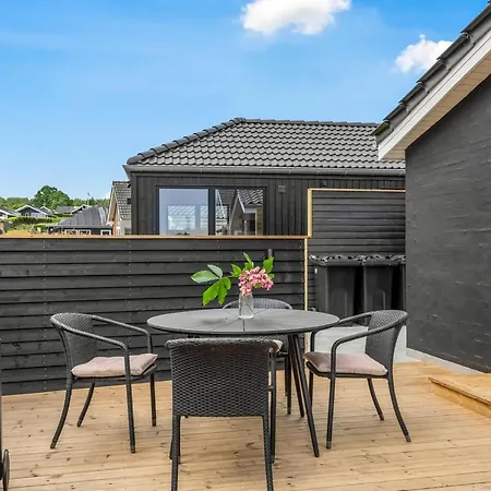 Sylvelin - 40m From The Sea By Interhome Feriehus Sjolund
